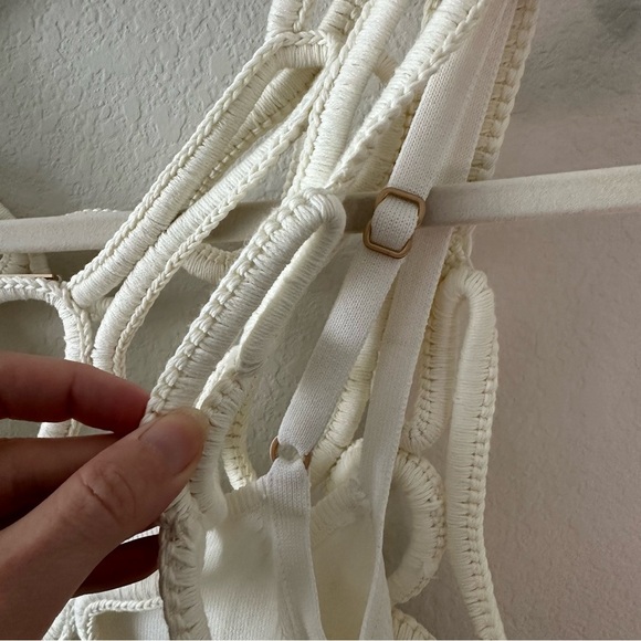 Cult Gaia Danica Crochet Sheer Mini Dress
Coverup Off White SZ S - Picture 8 of 15